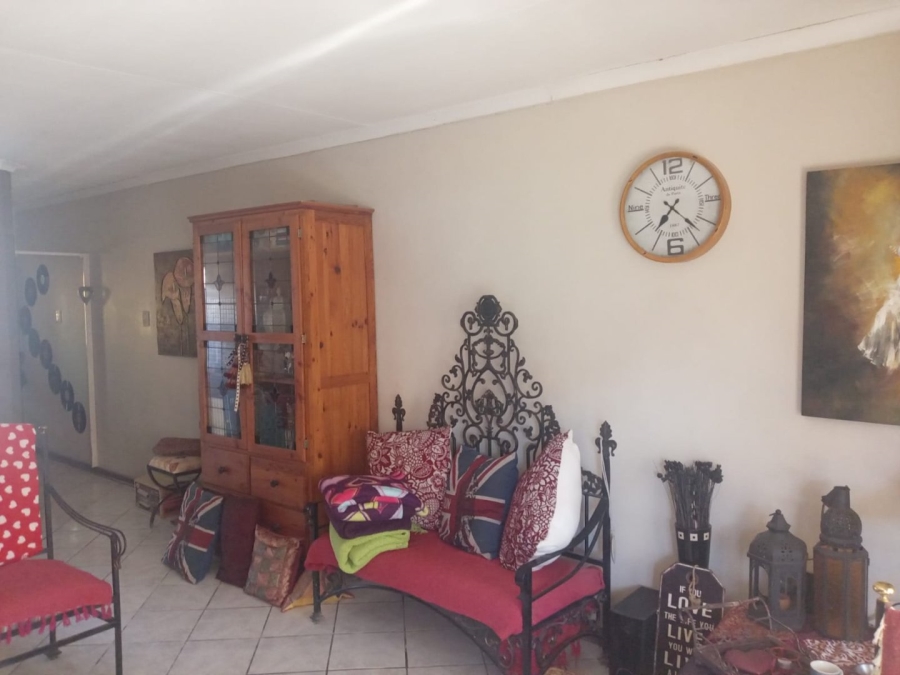 2 Bedroom Property for Sale in Pellissier Free State